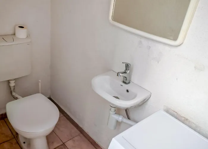 Beautiful In With Wifi דירה